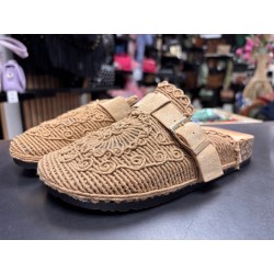 AXO - chaussures brodées (...